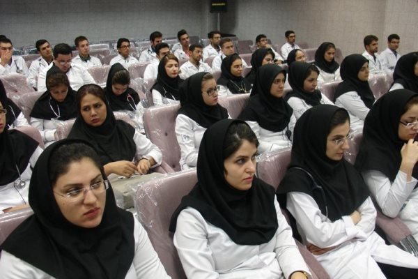 اختصاص 60 درصد صندلی دانشگاه علوم پزشکی مشهد به دختران